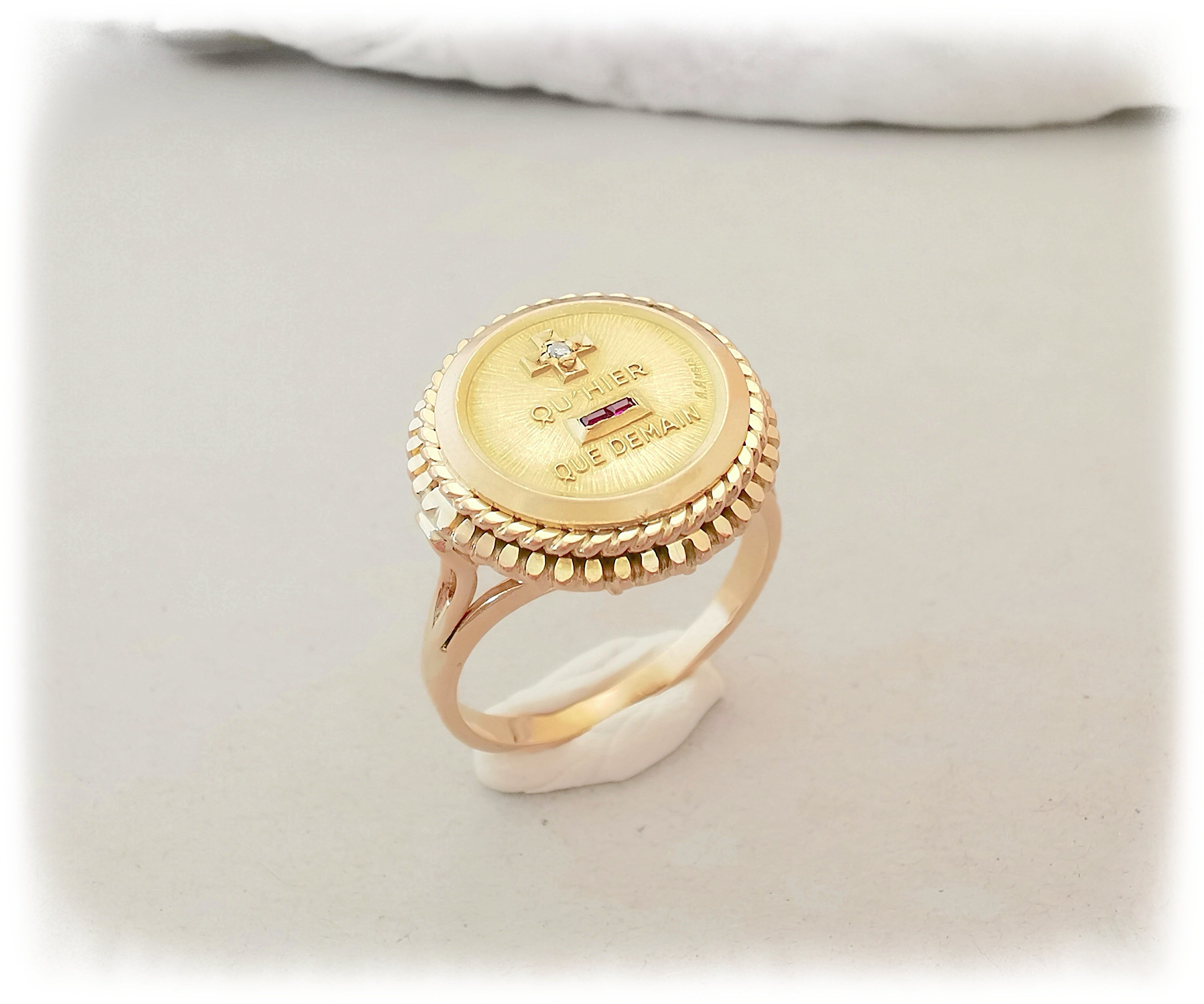 Bague AUGIS M daille d amour Or Jaune 18 K 18 carats 750