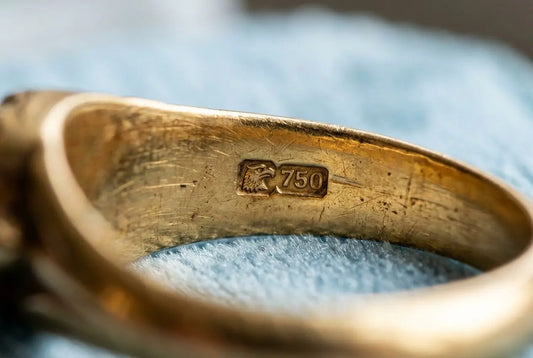 Bijoux de luxe d'occasion : comment éviter la contrefaçon