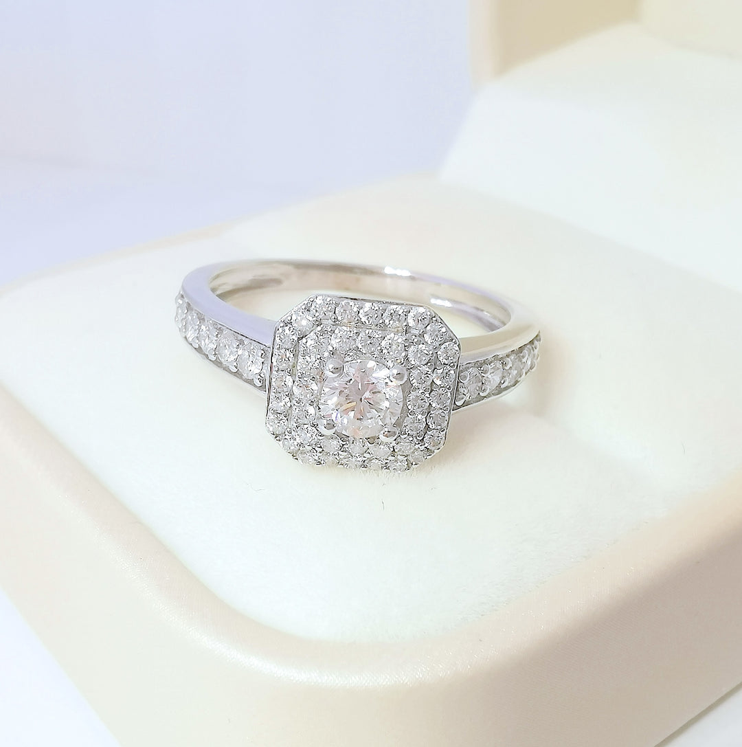photo macro Bague diamants MATY or blanc 18K