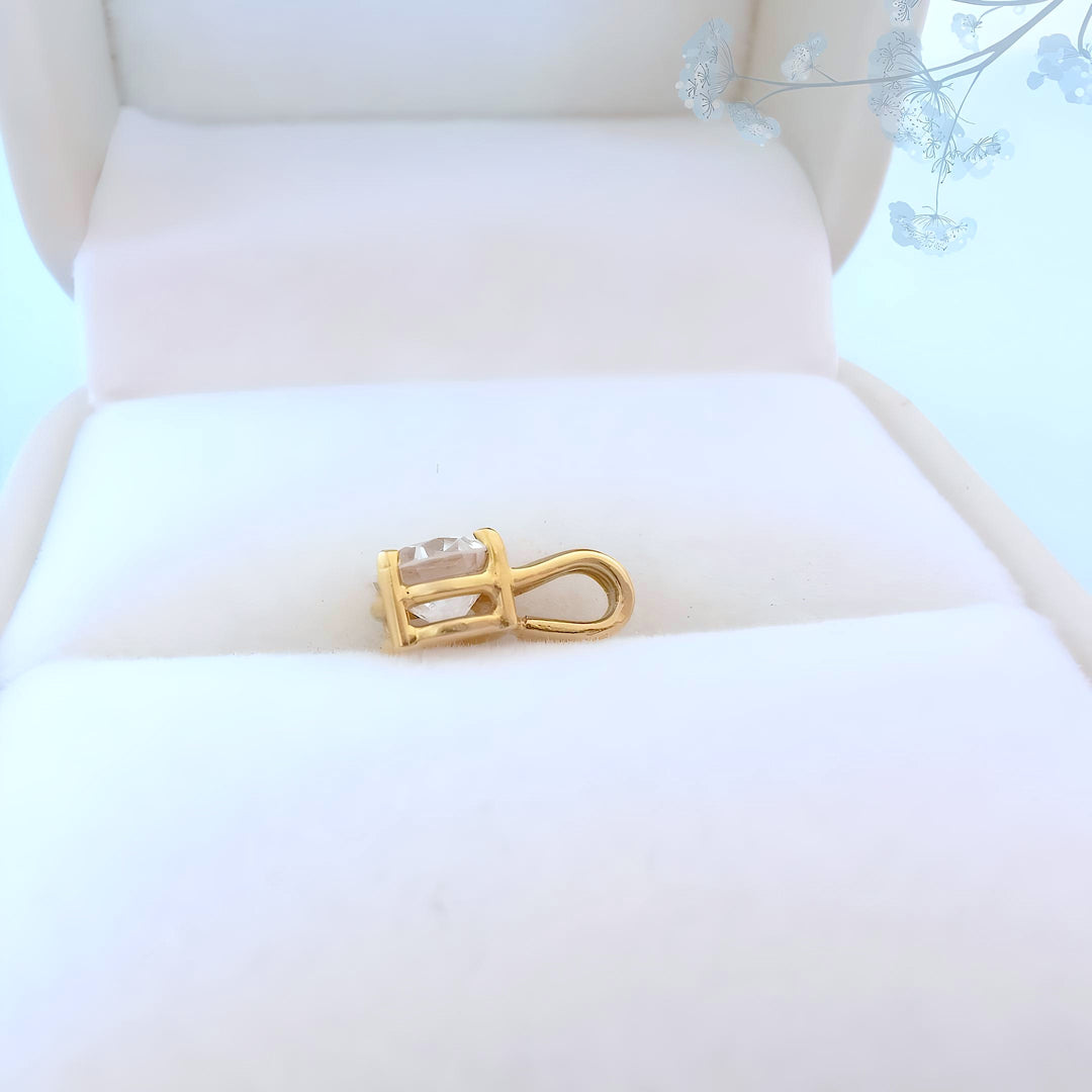 Pendentif diamant en solitaire 0,65 carat Or jaune 18 K (750°/°°) 18 carats