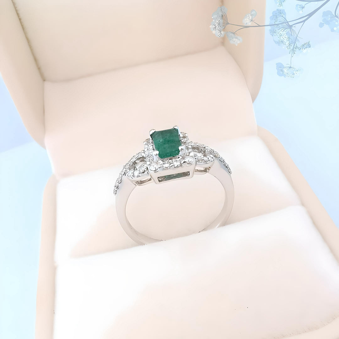 Bague de fiançailles émeraude et Diamants Or blanc 18 K (750°/°°) 18 carats