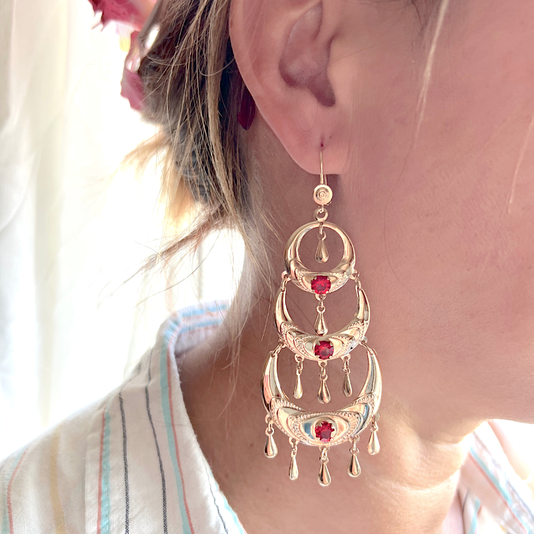 Boucles d'oreilles orientales pendantes Or jaune 18 K (750°/°°) 18 carats