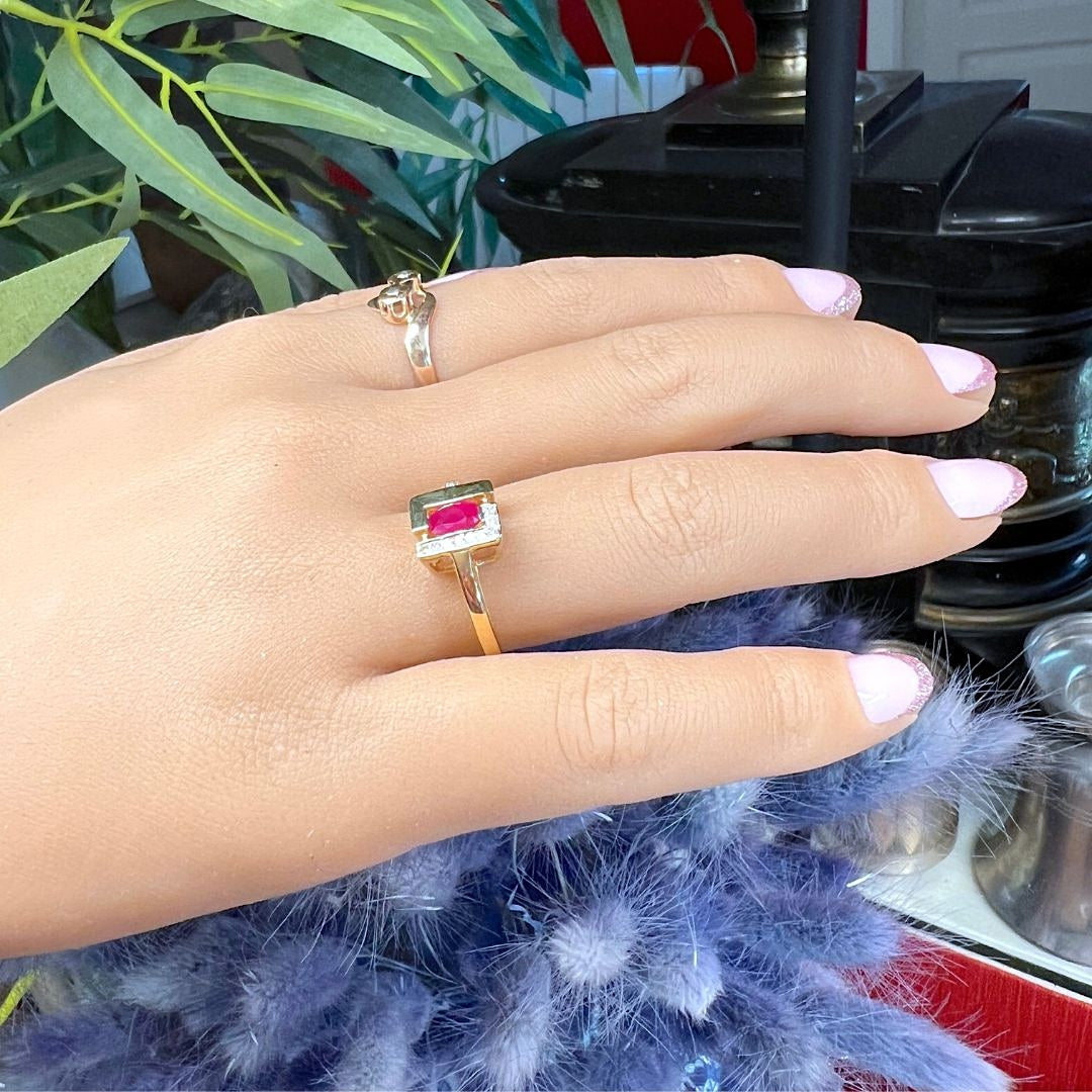 Bague Rubis et Diamants Or 18 K (750°/°°) 18 carats