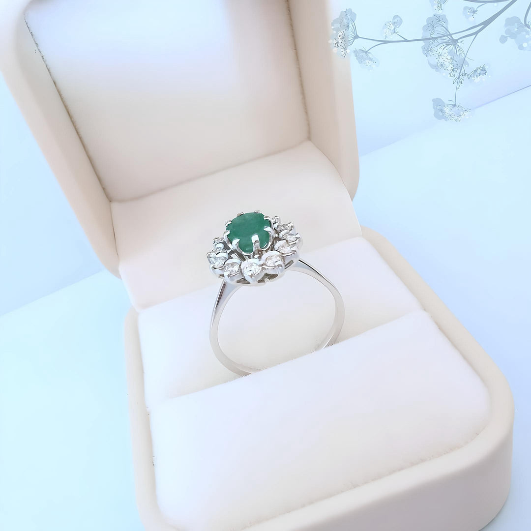 Bague marguerite vintage avec Emeraude et Diamants Or blanc 18 K (750°/°°) 18 carats