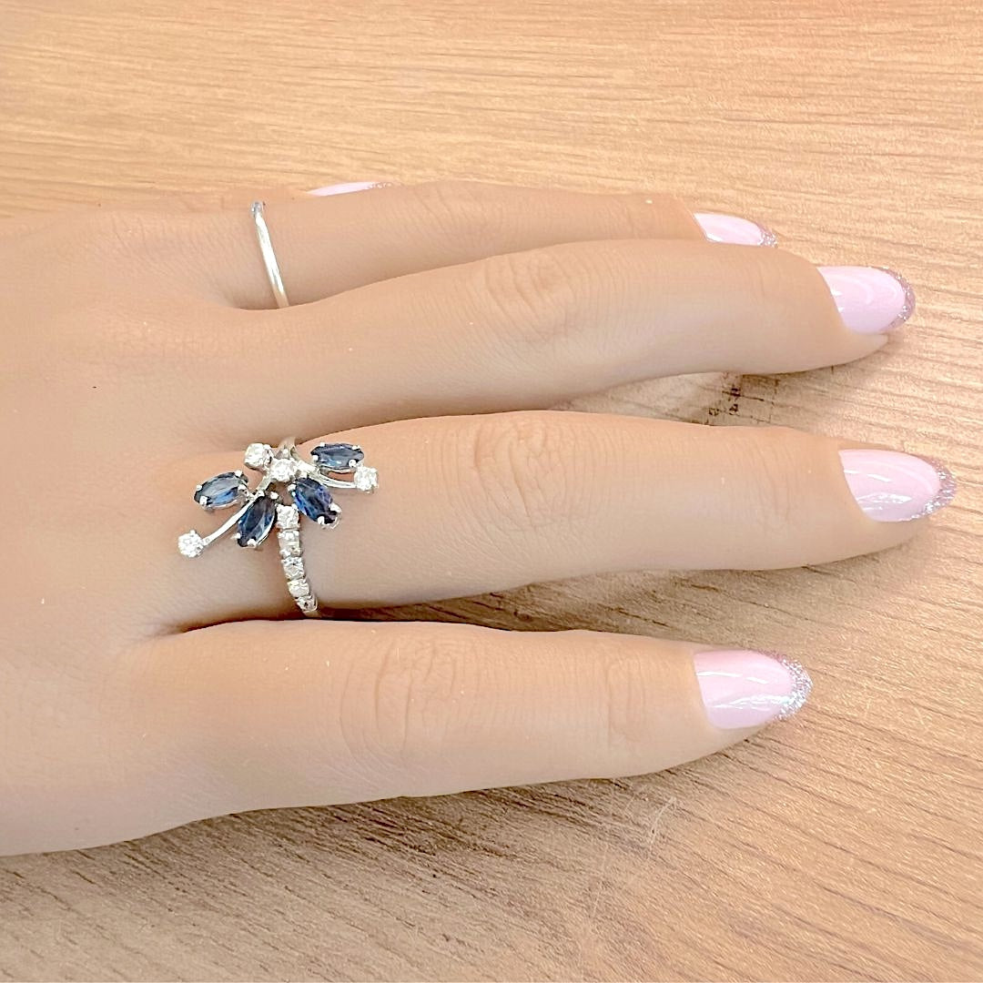 Bague fleur Saphirs et Diamants Or blanc 18 K (750°/°°) 18 carats