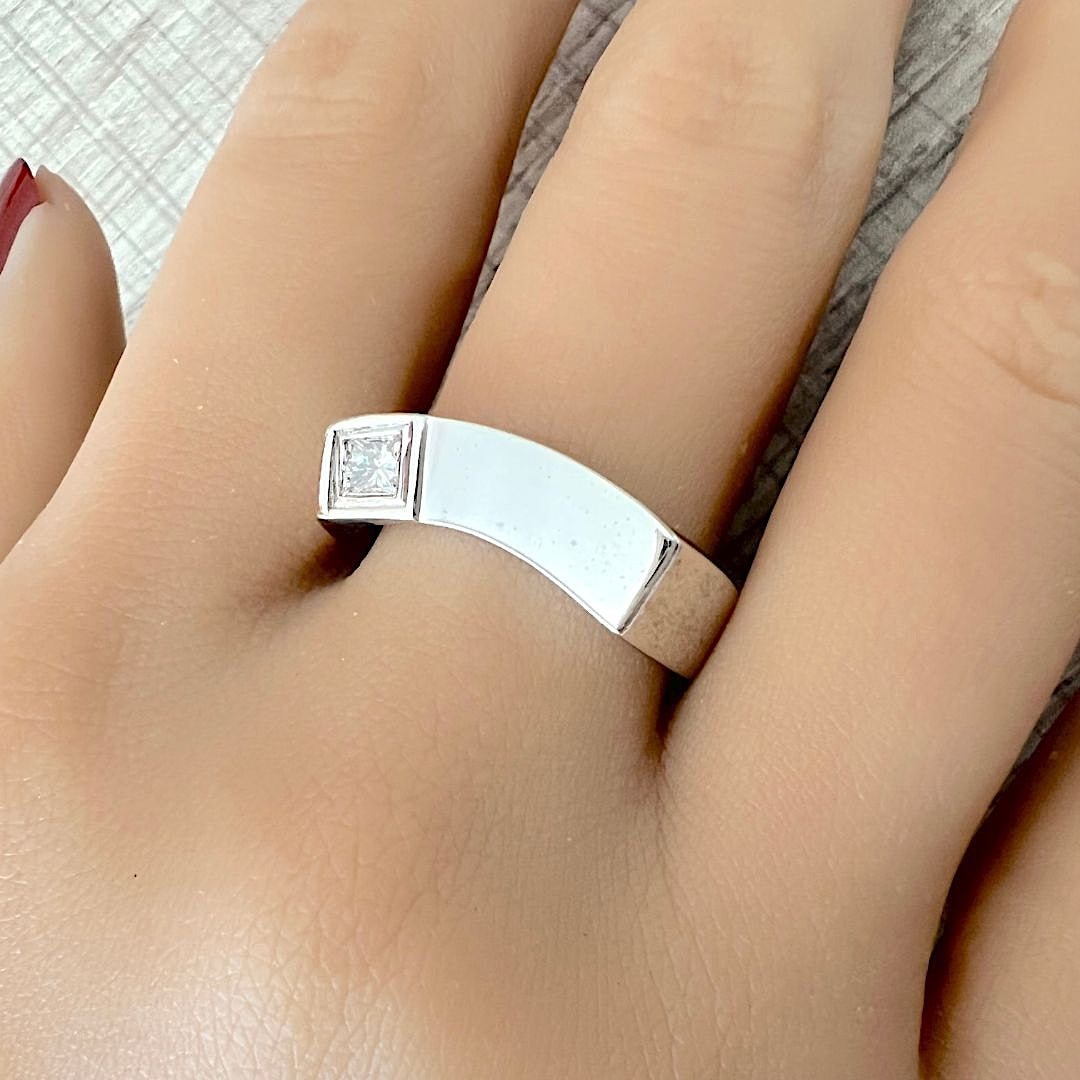 Bague diamant de 0,15 carat taille princesse - Or gris 18 K (750°/°°) 18 carats