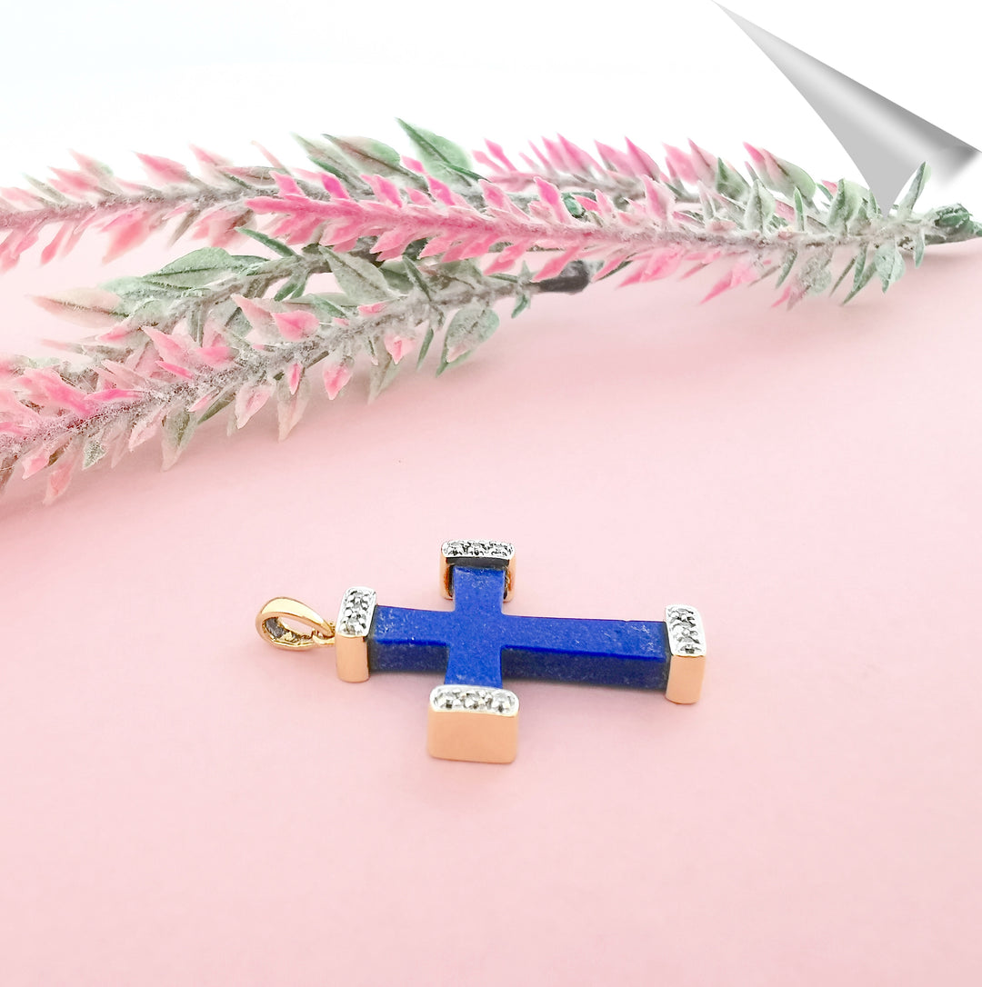 Pendentif Croix Or 18 K / Lapis-lazuli / Diamants / Signée GARLAND / Or (750°/°°) / 18 carats