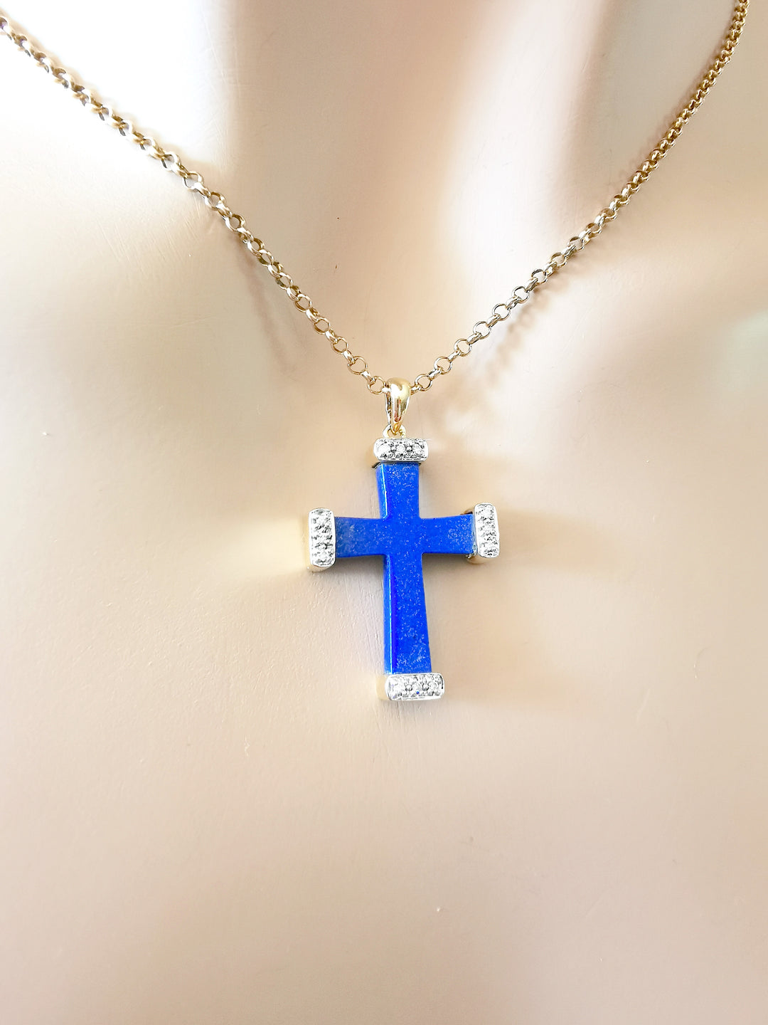 Pendentif Croix Or 18 K / Lapis-lazuli / Diamants / Signée GARLAND / Or (750°/°°) / 18 carats