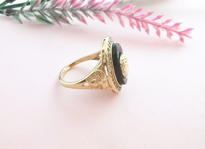 Bague tête de Gorgone sur Onyx Or Jaune 18 K (750°/°°) 18 carats