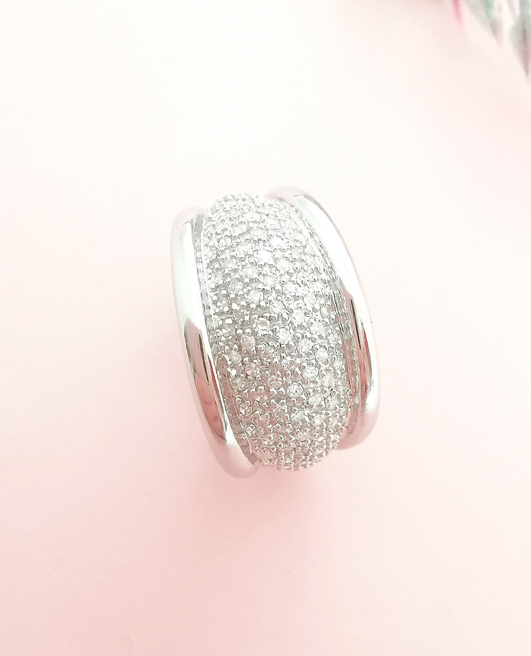 Bague Jonc bombé Diamants 1,10 carat Or gris 18 K  (750°/°°) 18 carats