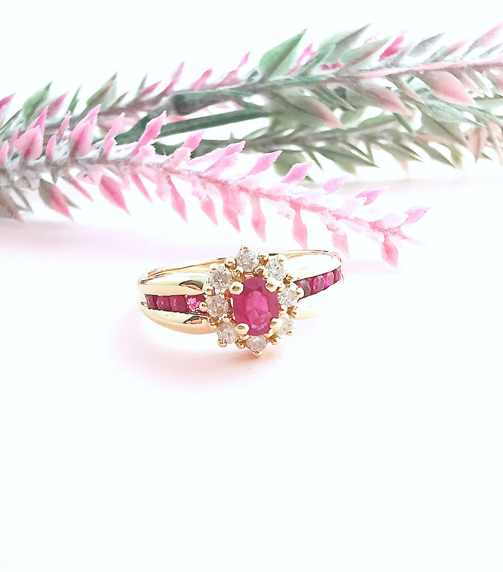 Bague Fleur Rubis Diamants Or Jaune 18 K (750°/°°) 18 carats