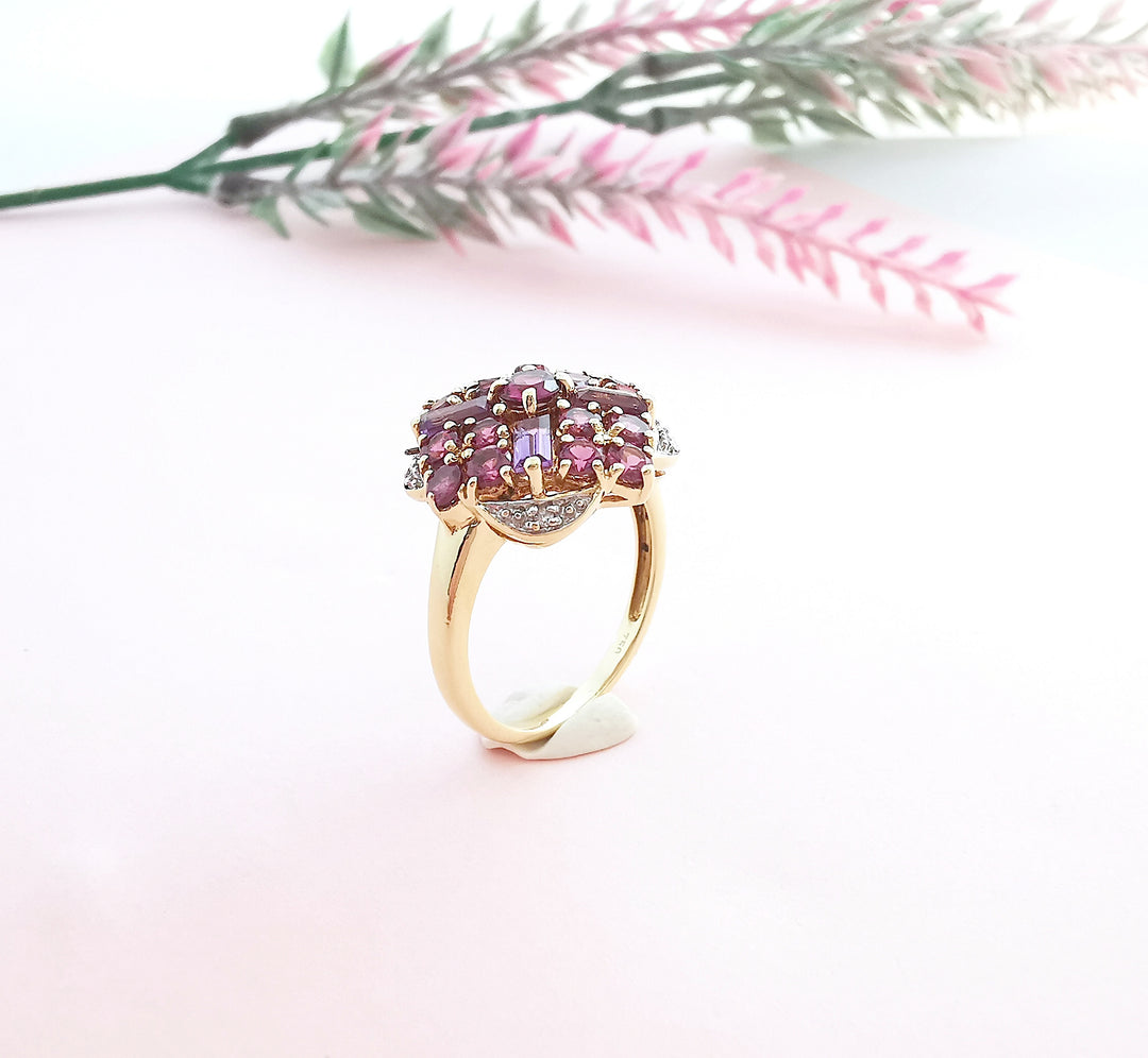 Bague / Améthystes / Rubis / Diamants / Or 18 K / (750°/°°) / 18 carats