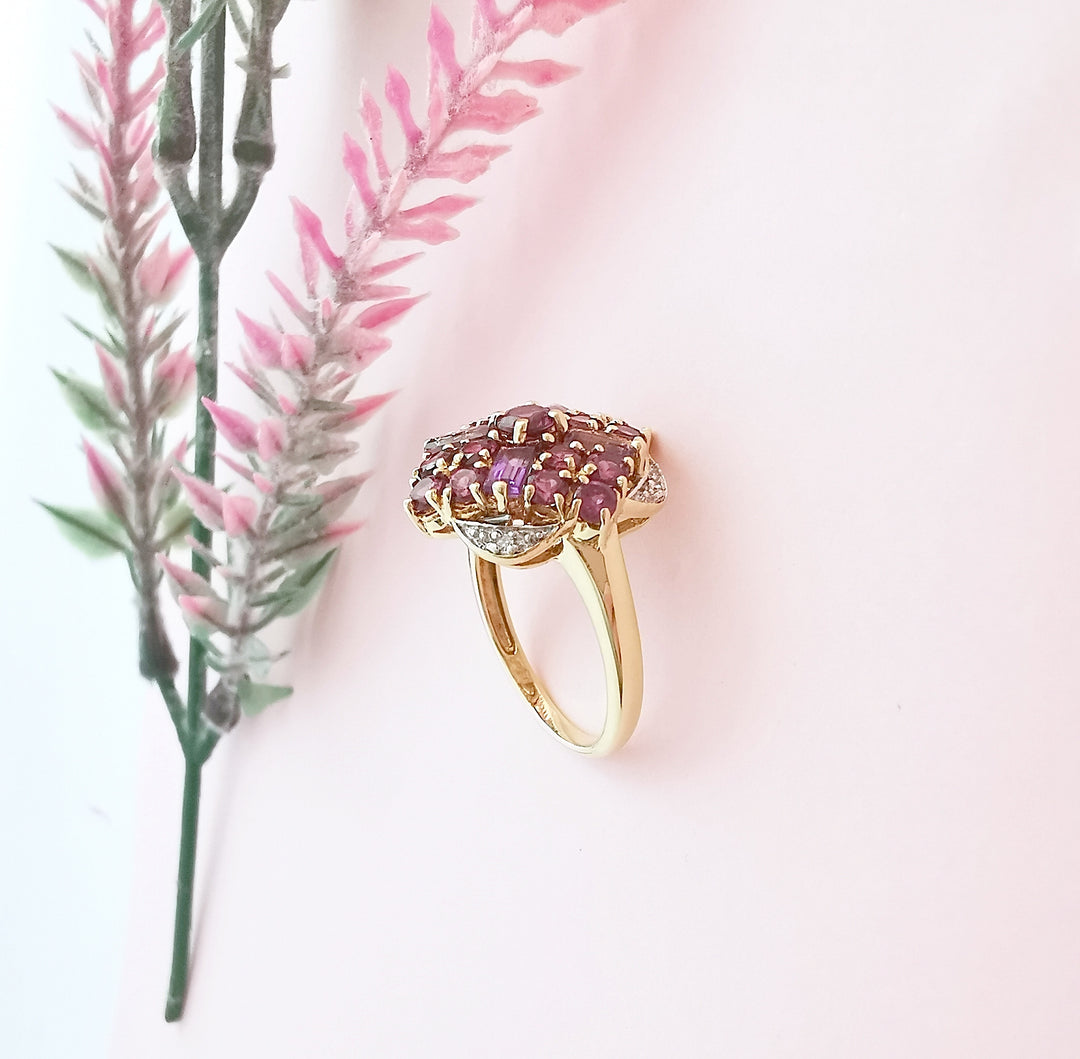 Bague / Améthystes / Rubis / Diamants / Or 18 K / (750°/°°) / 18 carats