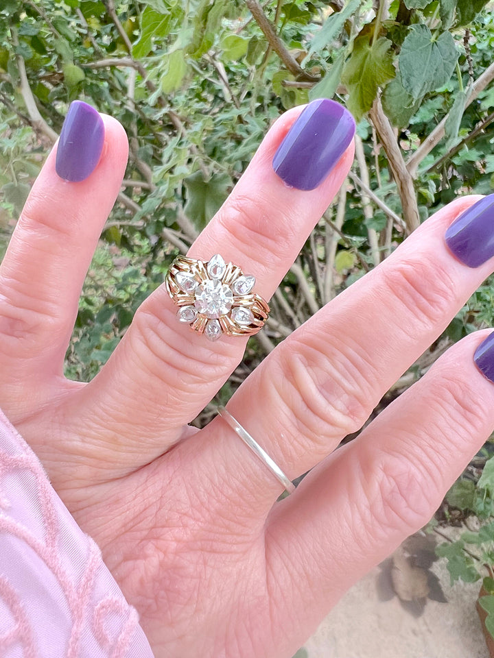 Bague Fleur Ancienne années 40-50 Diamants Or Rose 18 K et Platine