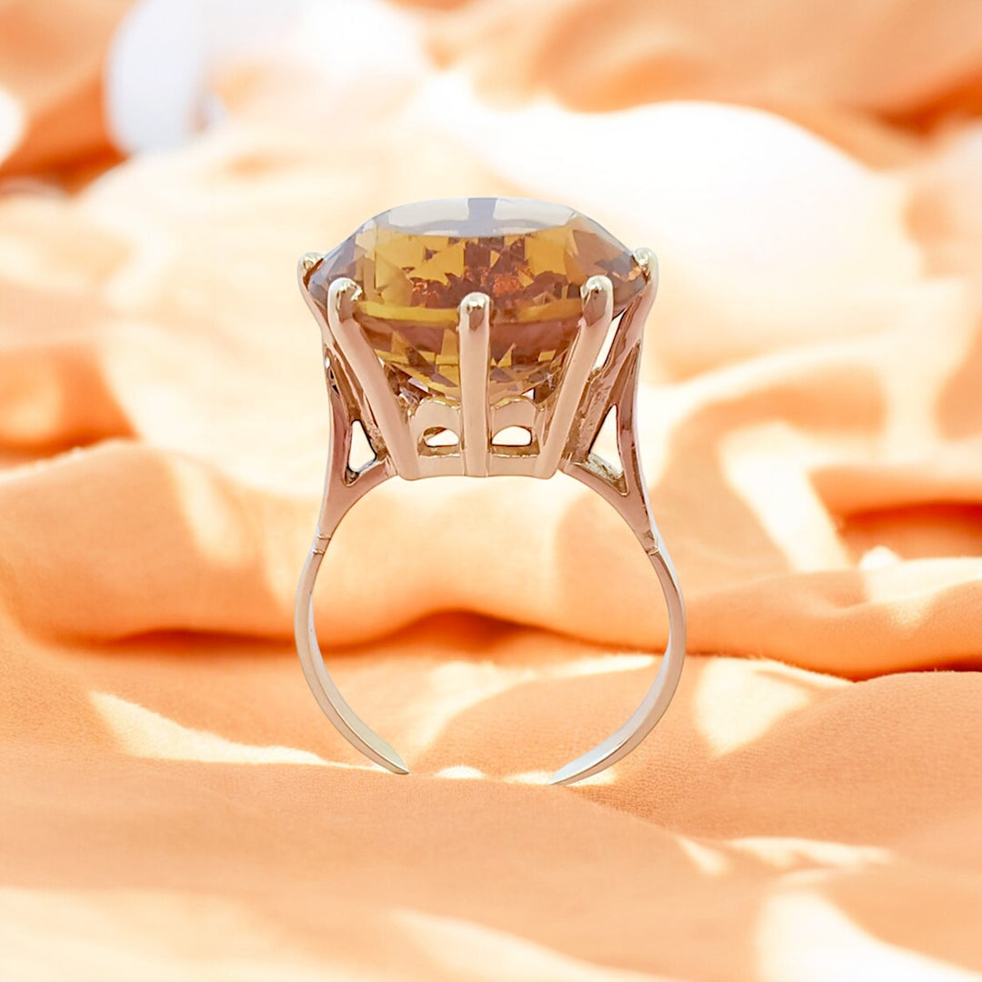 Bague Citrine Ambrée en solitaire - Or Jaune 18 K (750°/°°) 18 carats