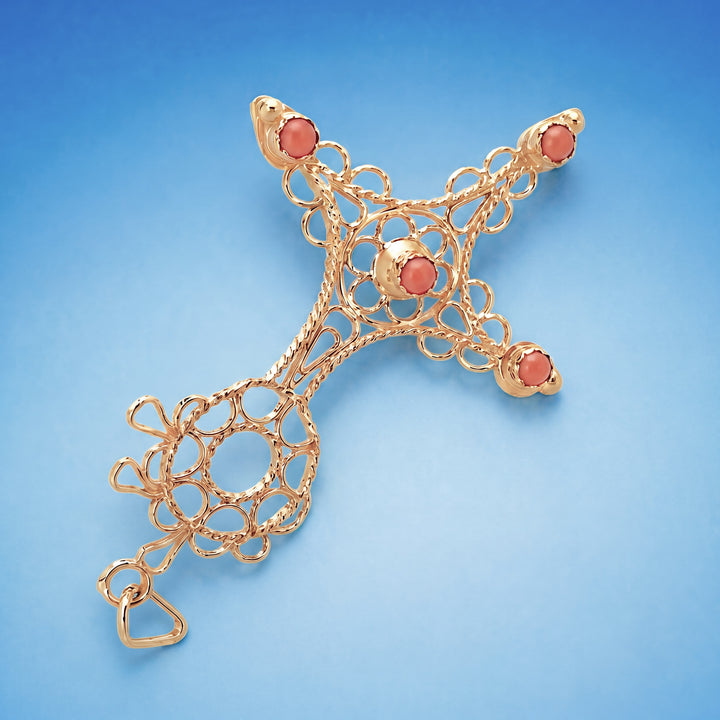 Pendentif croix du sud vintage corail vue en détails de la tranche