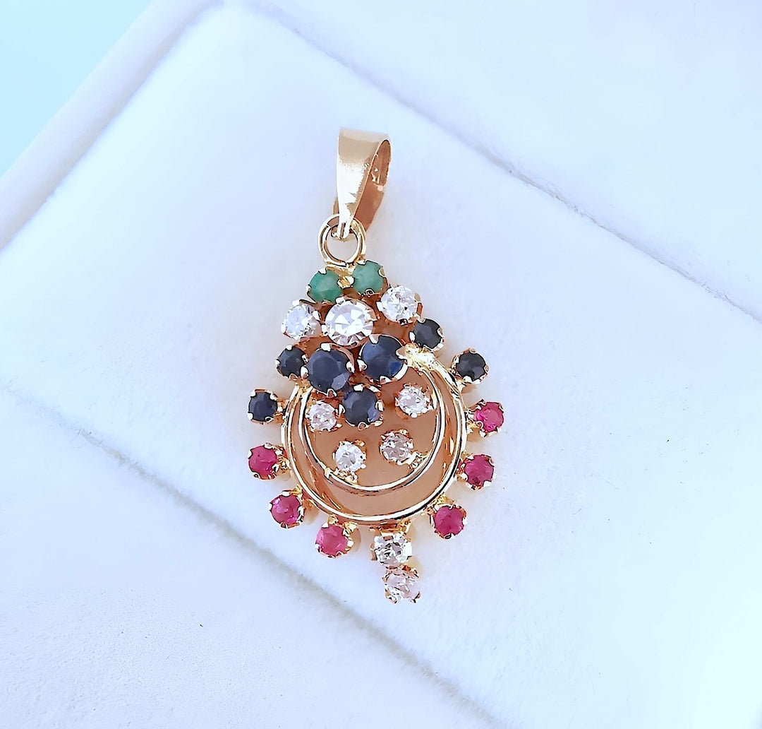 photos pendentif pierres précieuses