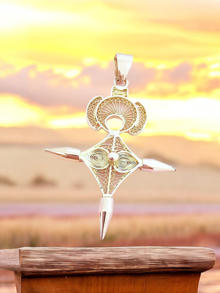 Pendentif Croix d'Agadez en filigrane Or Jaune 18 K (750°/°°) 18 carats