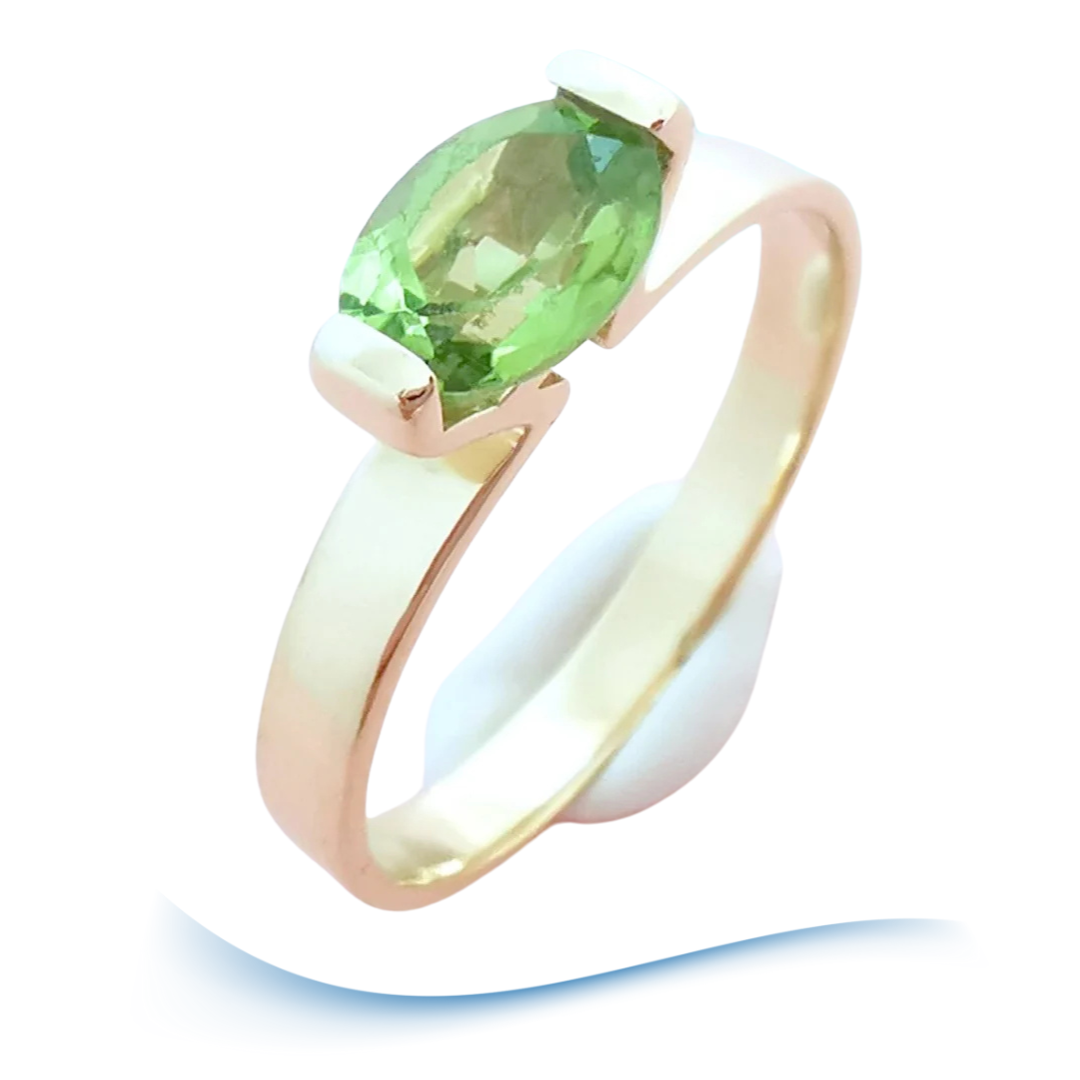 Bague Péridot en solitaire Or Jaune 18 K (750°/°°) 18 carats