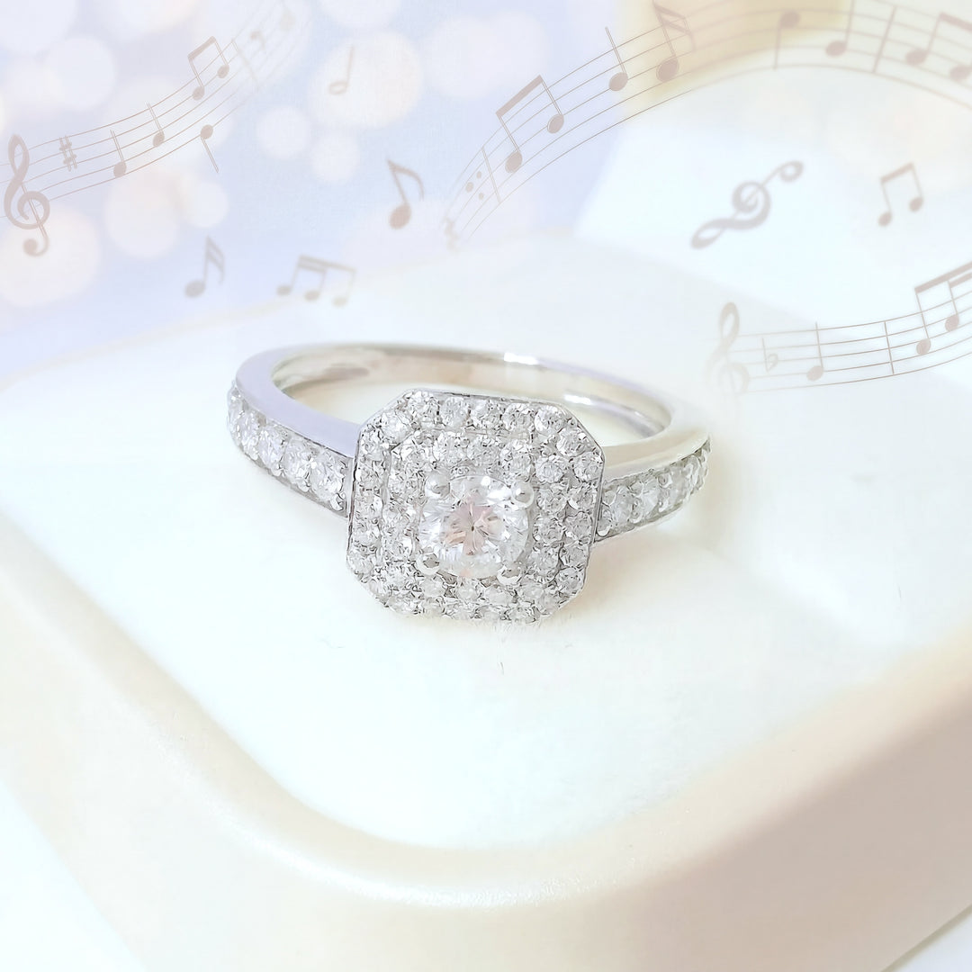vue en macro ague diamants MATY or blanc 18K