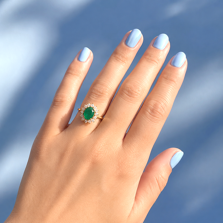 Bague marguerite en or 18 carats avec émeraude ovale, bijou de joaillerie pour femme