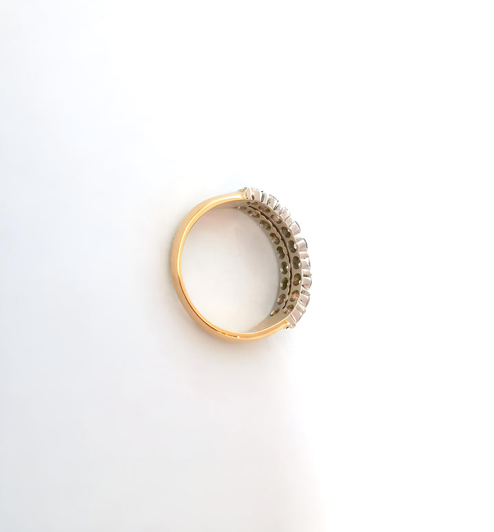 photo de l'intérieur bague alliance diamants