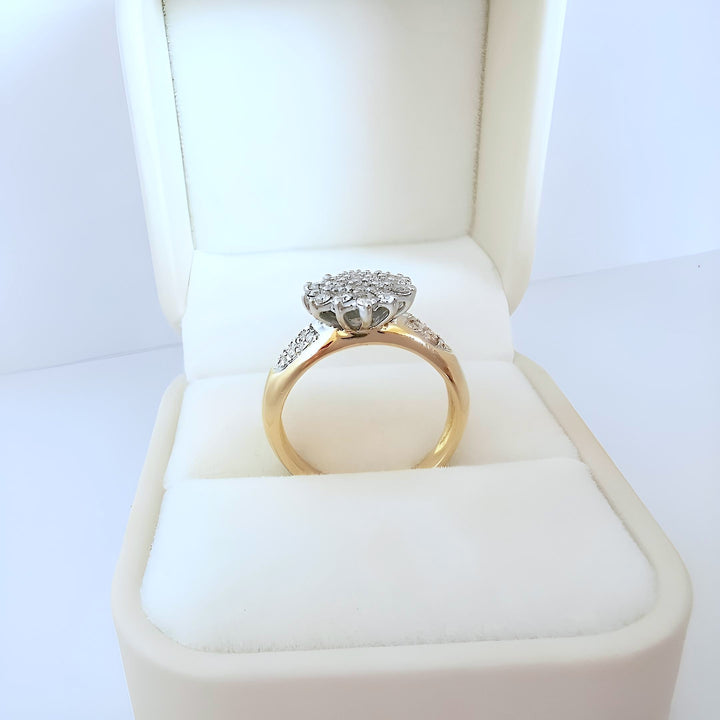 photo du chaton bague bicolore diamants or 18 carats