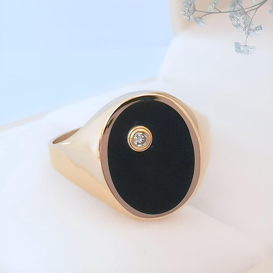 face bague occasion chevaliere mixte onyx noir diamant or jaune 18K Valordiams
