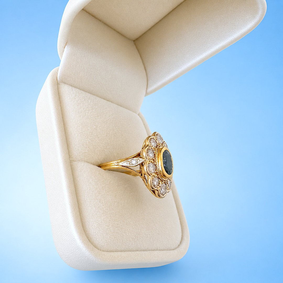 vue du halo bague pompadour pour femme saphir diamants or 18 carats