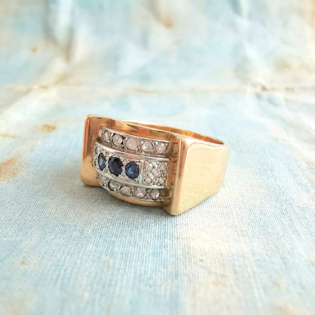 vue de l'anneau bague tank de seconde main saphirs diamants 1940 or 18 carats