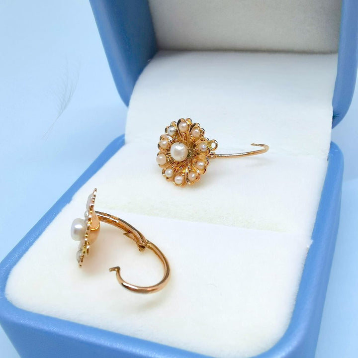 photo détaillée bijou boucles d'oreilles anciennes d'occasion perle fines 