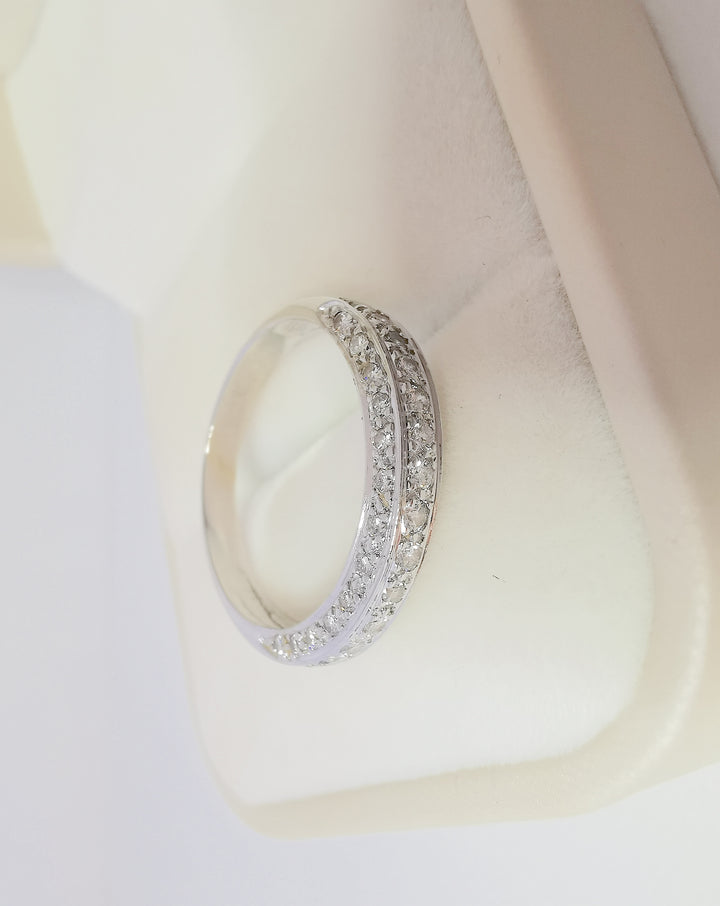 vue de la tranche bijou de luxe d'occasion bague jonc diamants or 18K