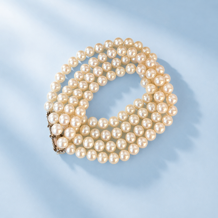 Vue d'ensemble bracelet 4 rangs perles de culture, fermoir barrette or gris vintage — Valordiams