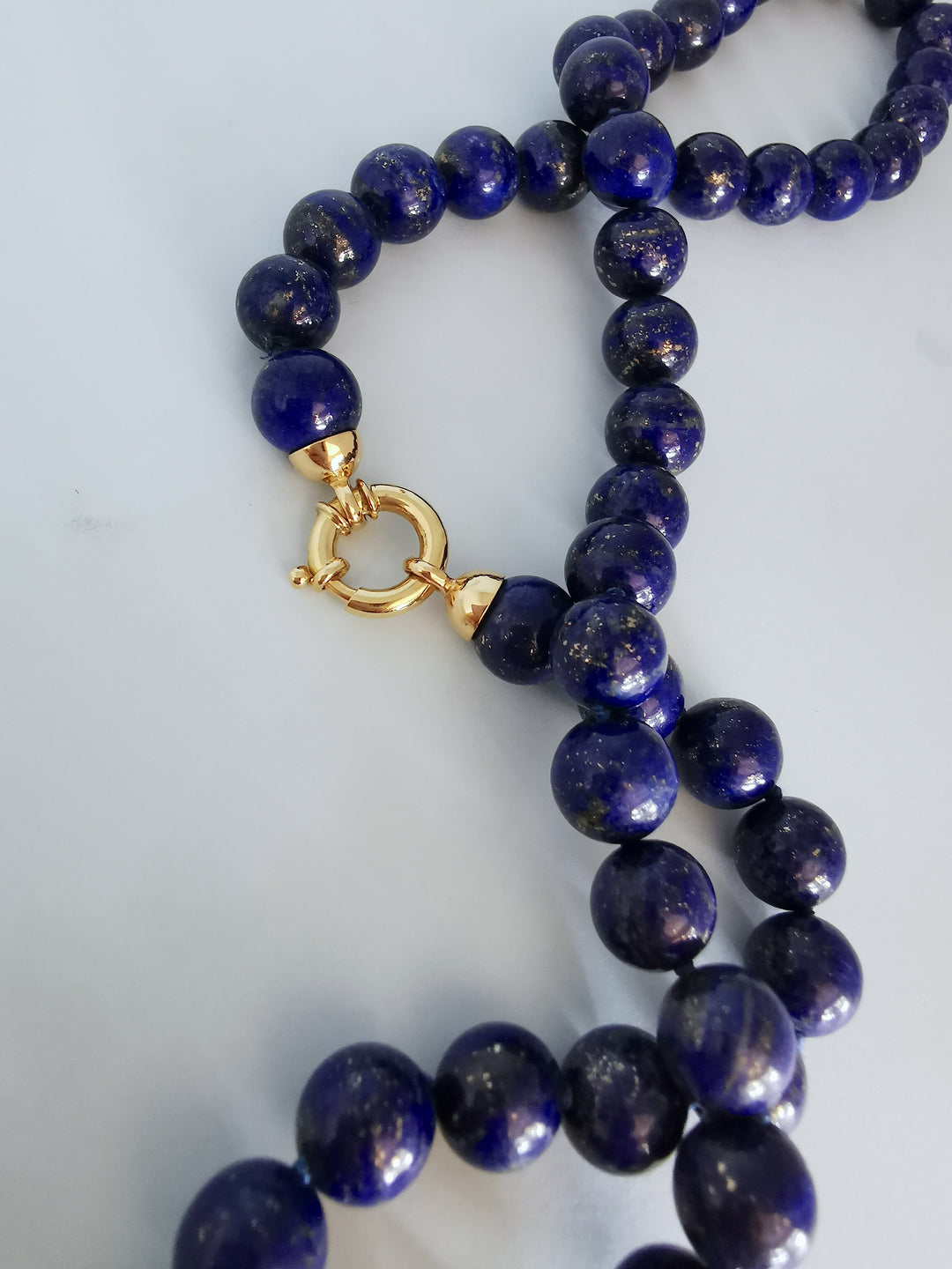 Collier de perles en lapis-lazuli naturel et or jaune 18 carats, joaillerie de luxe neuve