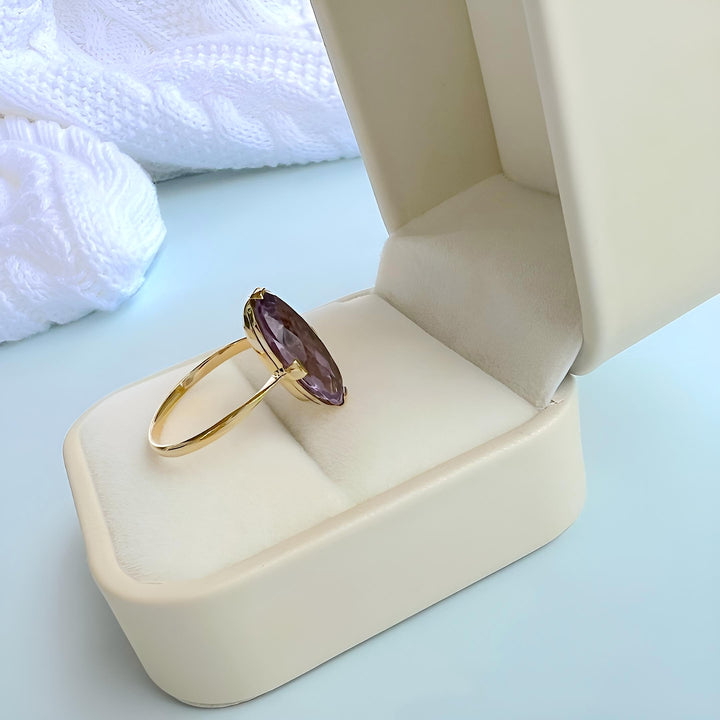 photo de qualité joaillerie francaise bague améthyste or