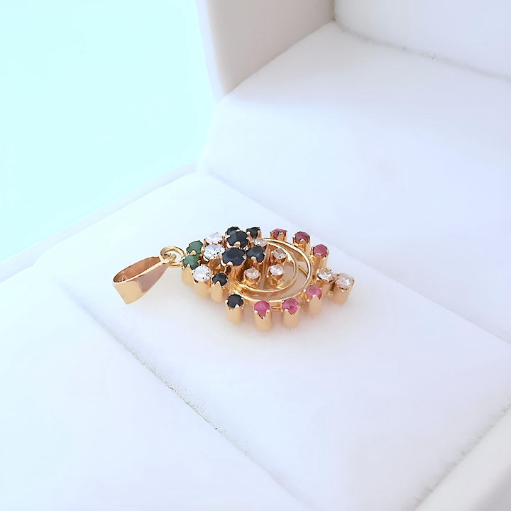 photo détaillée pendentif occasion or 18 carats