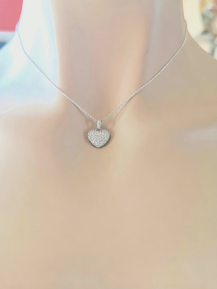 vidéo Collier cœur pavé de diamants Or blanc 18K Signé MATY