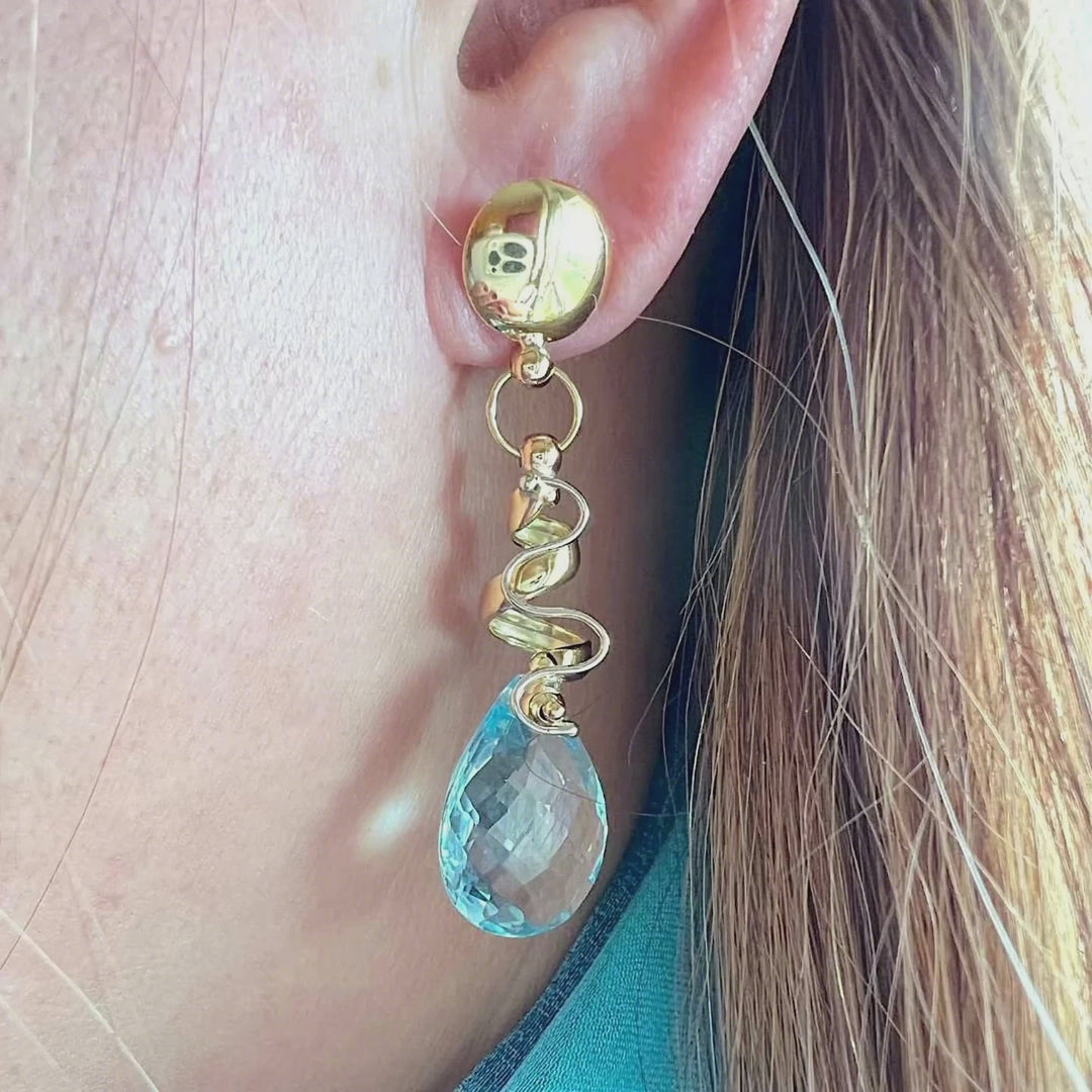 Boucles d'oreilles Pendantes Topazes bleues Or 18 K (750/1000) 18 carats