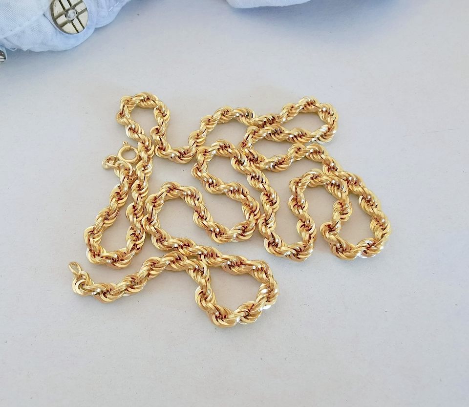 Collier / Chaîne maille Torsadée 20,88 gr / Or Jaune 18 K / (750°/°°) / 18 carats