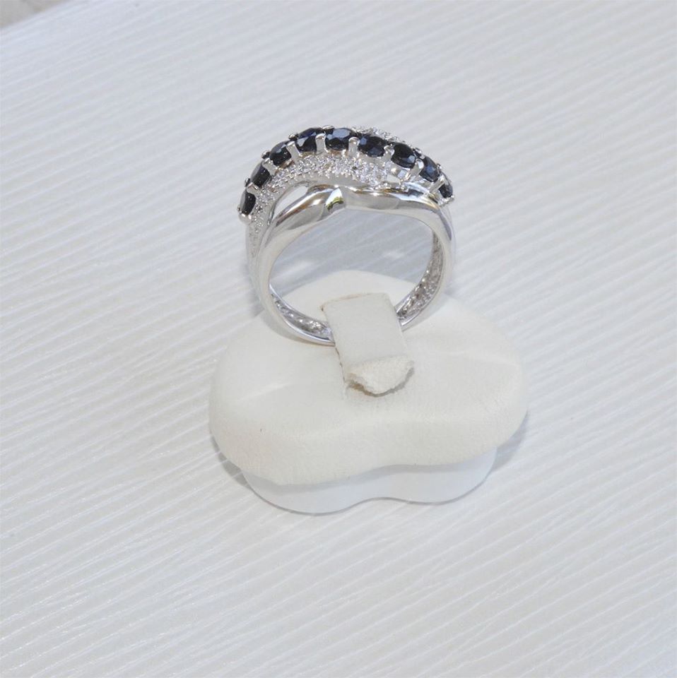 BAGUE EN OR BLANC 18 K ( 750 ) / SAPHIRS / DIAMANTS