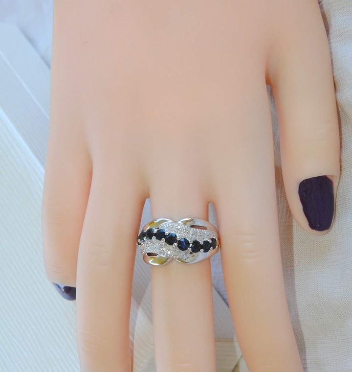 BAGUE EN OR BLANC 18 K ( 750 ) / SAPHIRS / DIAMANTS