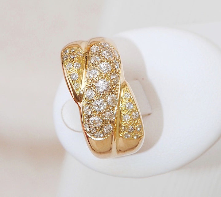 BAGUE MASSIVE 16,02 gr / OR 18 K / DIAMANTS taille Ancienne 0,60 ct