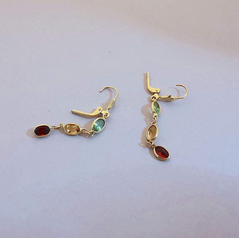 Boucles d'oreilles pendantes / Or 18K / Pierres Fines / Dormeuses / Or 750 / 18 carats