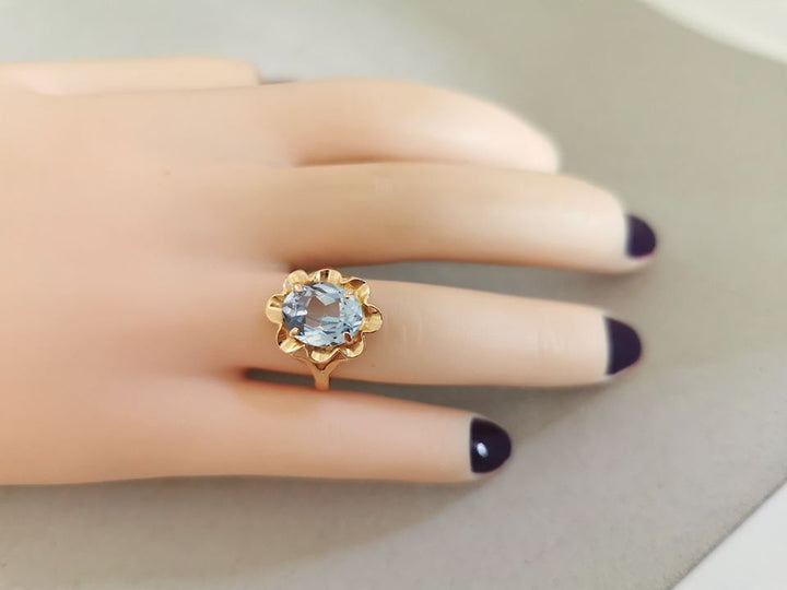 Bague / Topaze / Or Jaune 18 K / 750/1000 / Or 18 carats