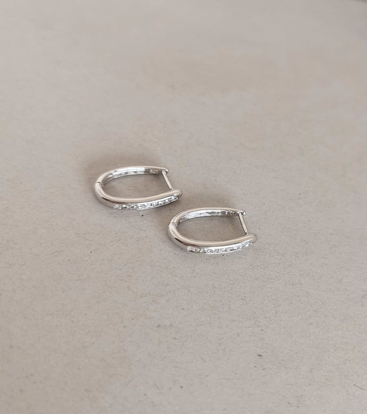 Boucles d'oreilles Diamants / Or Blanc 18 K / 18 carats / 750/1000