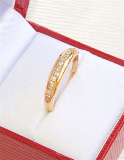 BAGUE ANNEAU / DEMI ALLIANCE EN OR JAUNE 18 K ( 750/1000 ) / DIAMANTS