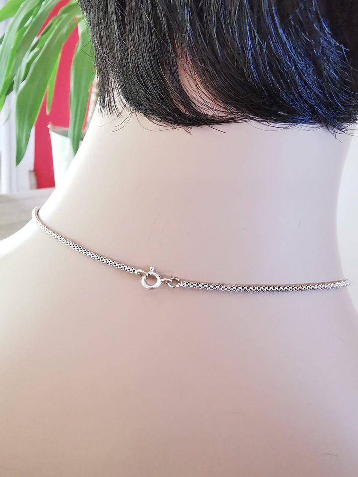 Collier / Chaîne avec pendentif / Diamants / Or 18 K / Or 18 carats / 750