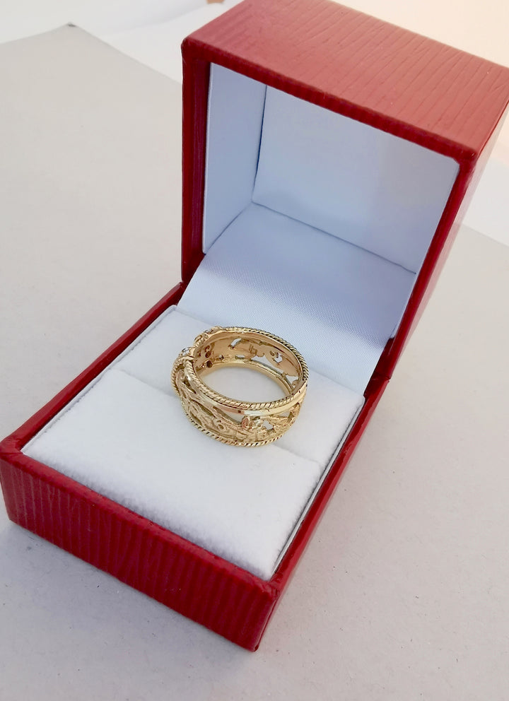 Bague ajourée / Diamants / Or Jaune 18 K gold / 750/1000 / Or 18 carats