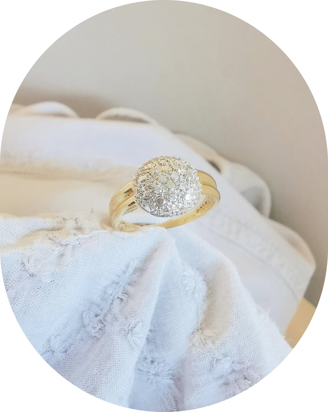 Bague boule / Diamants / Or 18 K gold / 750/1000 / Or 18 carats