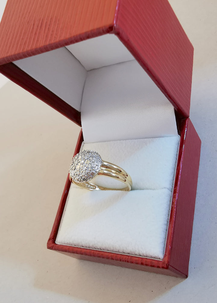 Bague boule / Diamants / Or 18 K gold / 750/1000 / Or 18 carats